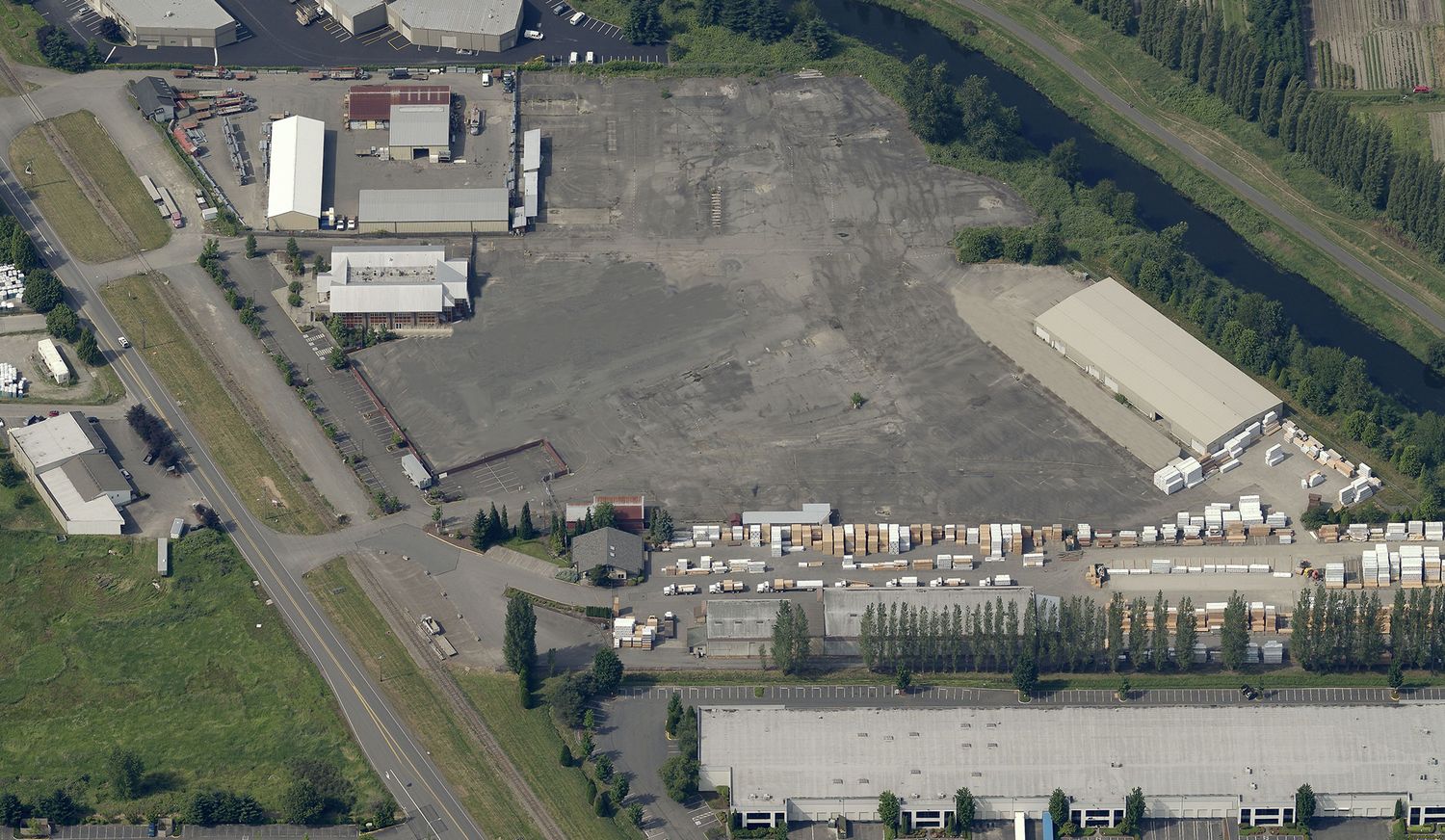 The Reserve at Woodinville: 15902 Woodinville Redmond Rd, Woodinville, WA 98072